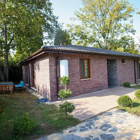 Peaceful Villa With Pool Surrounded By Nature In Sapanca Willa *